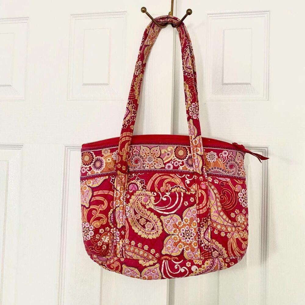 Vera Bradley Retired 2009 Raspberry Fizz Vera Tote Red Orange Paisley